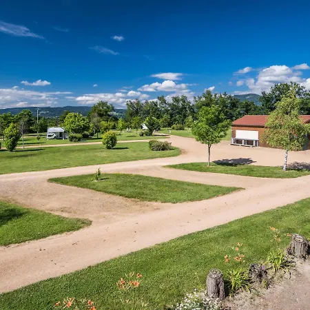 Les Quatre Vents Hotel Courpiere